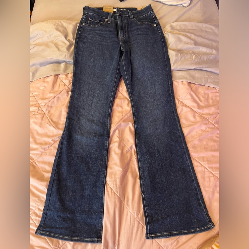 Levi jeans